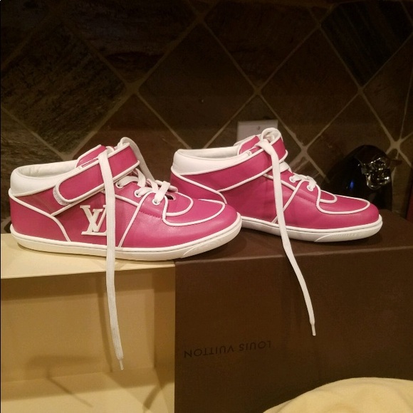L v shoes - Picture 1 of 1